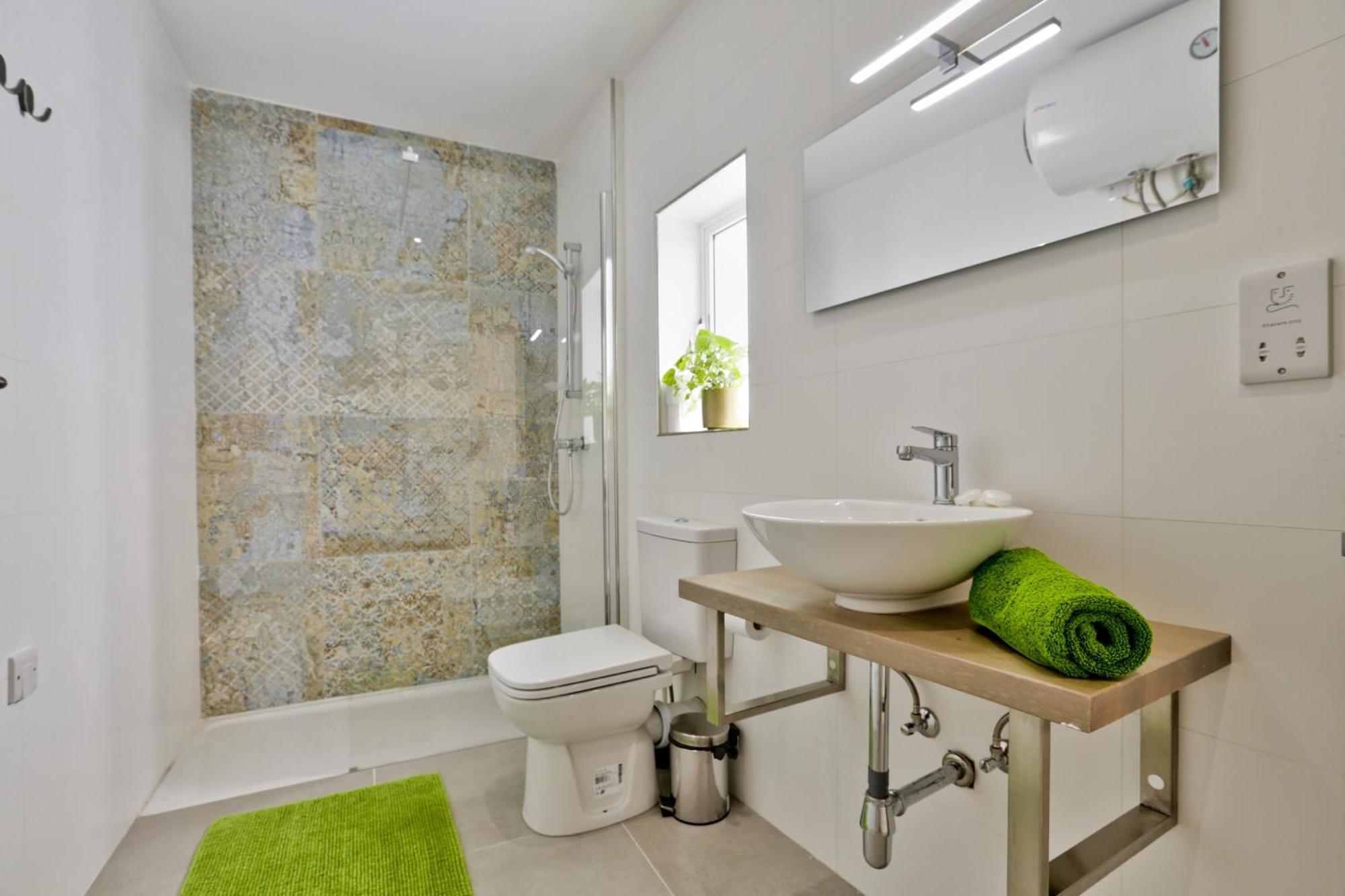 Exquisite 3-Bedroom Duplex Penthouse With Jacuzzi In Valletta Centre エクステリア 写真